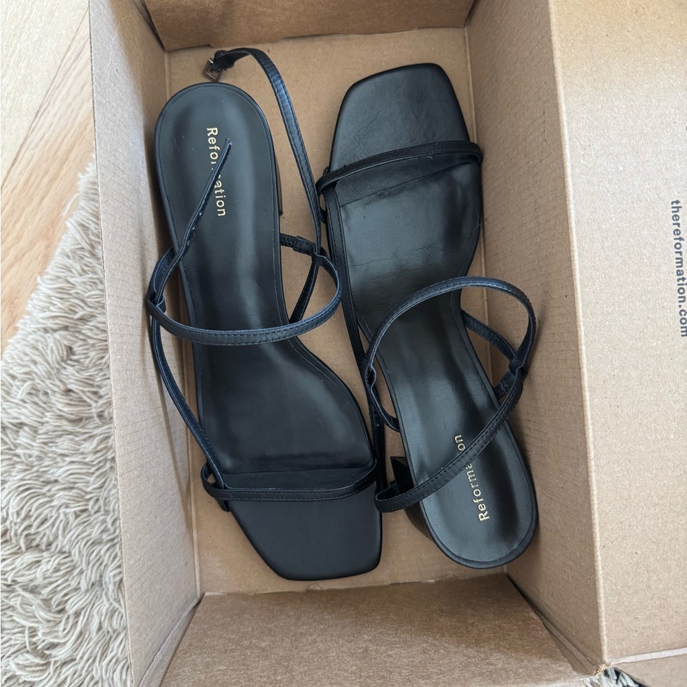 NEW Reformation Serenity Block Heeled Leather Sandal Size 8